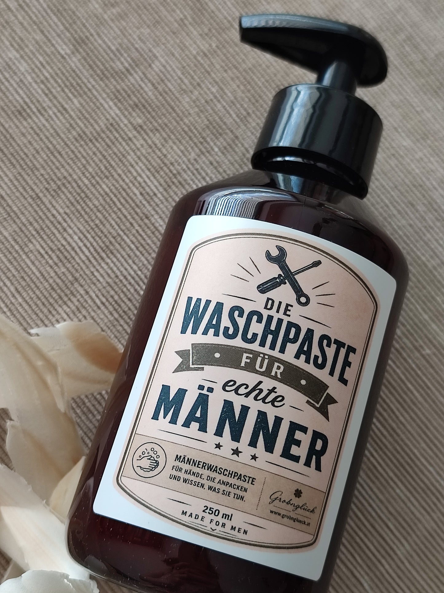 Die Waschpaste für echte Männer - Für Hände, die anpacken und wissen, was sie tun
